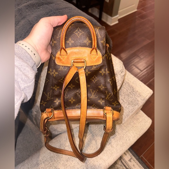 Vintage Louis Vuitton Montsouris Backpack PM
Monogram Canvas - Picture 3 of 10